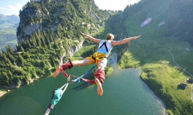 ESPN前瞻分析，快船主场优势明显，篮网客场欲破概率魔咒