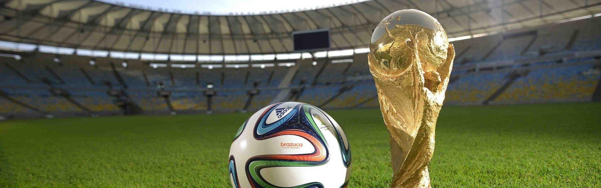 巴萨2025赛季高歌猛进，60战豪取46胜，费兰·托雷斯与莱万多夫斯基双星闪耀各轰27球